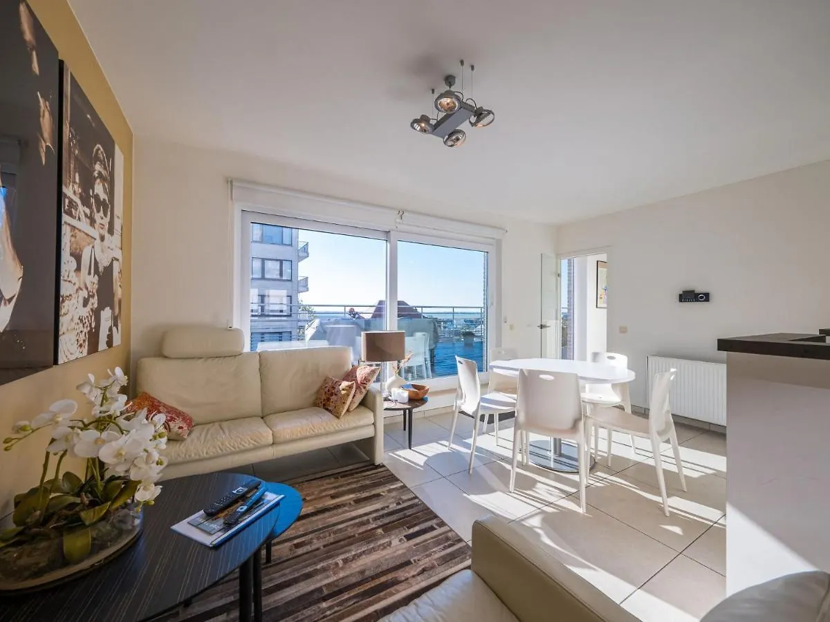 Penthouse With 2 Spacious Terraces Middelkerke Apartment